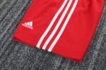 Kids Retro Bayern München 01/02 Home Kit - Image 9
