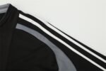2004/05 Real Madrid Retro Short Sleeves Training Jersey - Black - Image 8