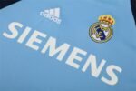 2005/06 Real Madrid Retro Short Sleeves Training Jersey - Blue - Image 4