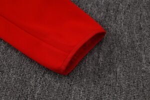 Man United hoodie training suit - Image 8