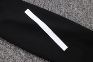 Juventus hoodie training suit - Image 11