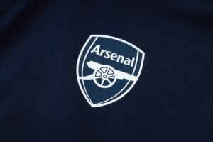 Arsenal hoodie training suit - Image 6