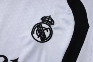Real Madrid 2526 Sleevesless Training Suit White - Image 7