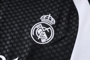 Real Madrid 2526 Sleevesless Training Suit Black - Image 8