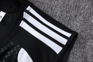 Real Madrid 2526 Sleevesless Training Suit Black - Image 10