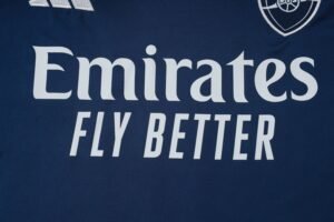 Short Sleeves Arsenal 25/26 Training Suit - Image 4