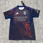 Camisola Adidas x Vhils x SL Benfica - Edição Especial 2025-2026