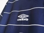 Retro Manchester United 1999 Away - Image 10