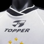 Retro  Corinthians 2000 Home - Image 4