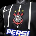 Retro  Corinthians 2004 Away - Image 3