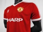 Retro Manchester United 1984 Home - Image 3