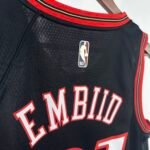 26 Season Philadelphia 76ers Retro Black #21 - Image 4
